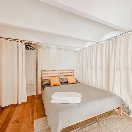 バルセロナAgradable Piso Compartidoアパートメント エクステリア 写真