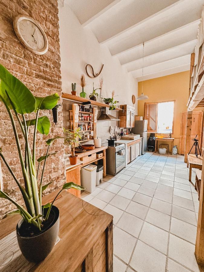 バルセロナAgradable Piso Compartidoアパートメント エクステリア 写真